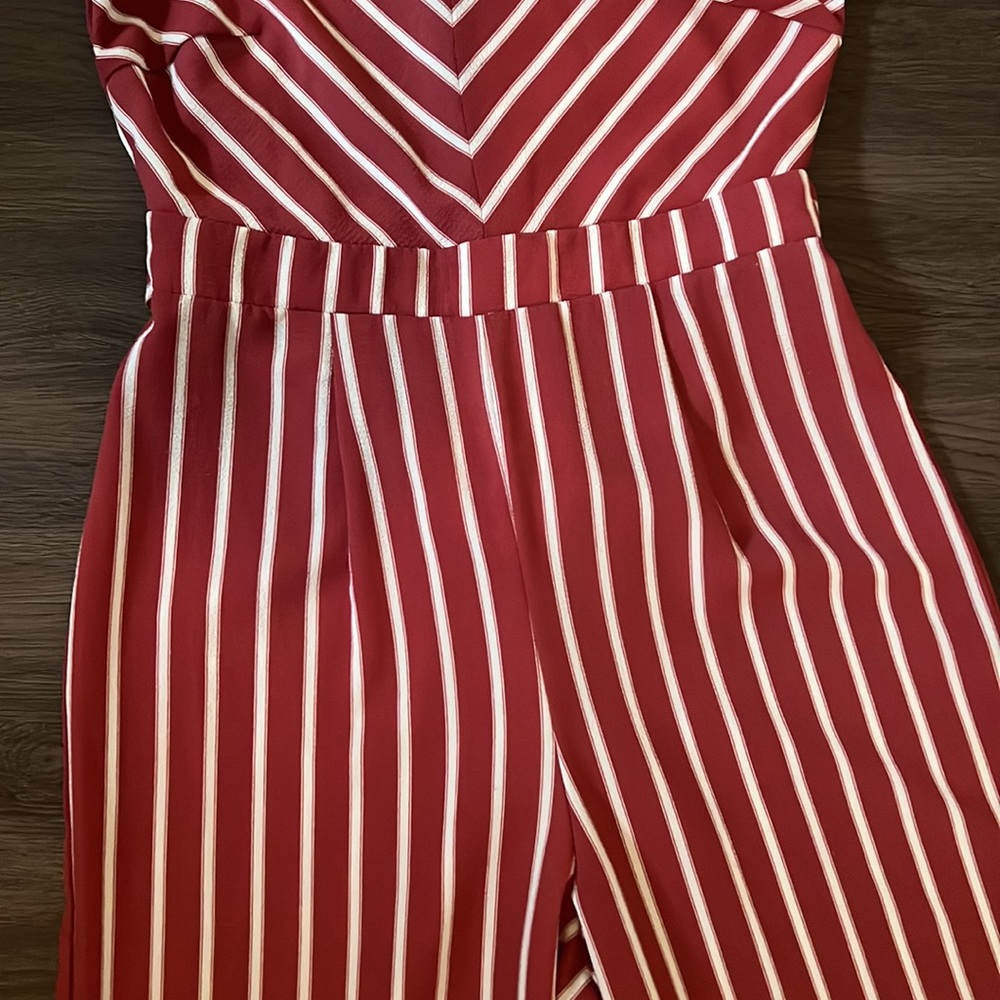 Jumpsuit - Picture 3 of 8